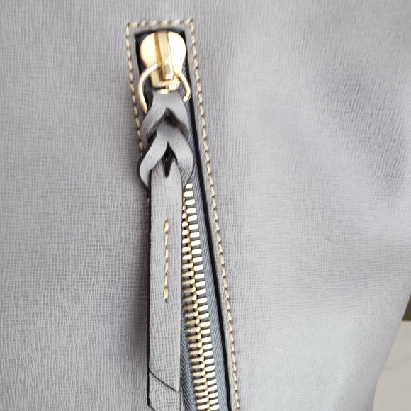 Dooney and Bourke Cooper hobo - Picture 4 of 14